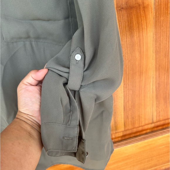 H&M chiffon top. Used gently. Size 16 XL - Picture 2 of 4